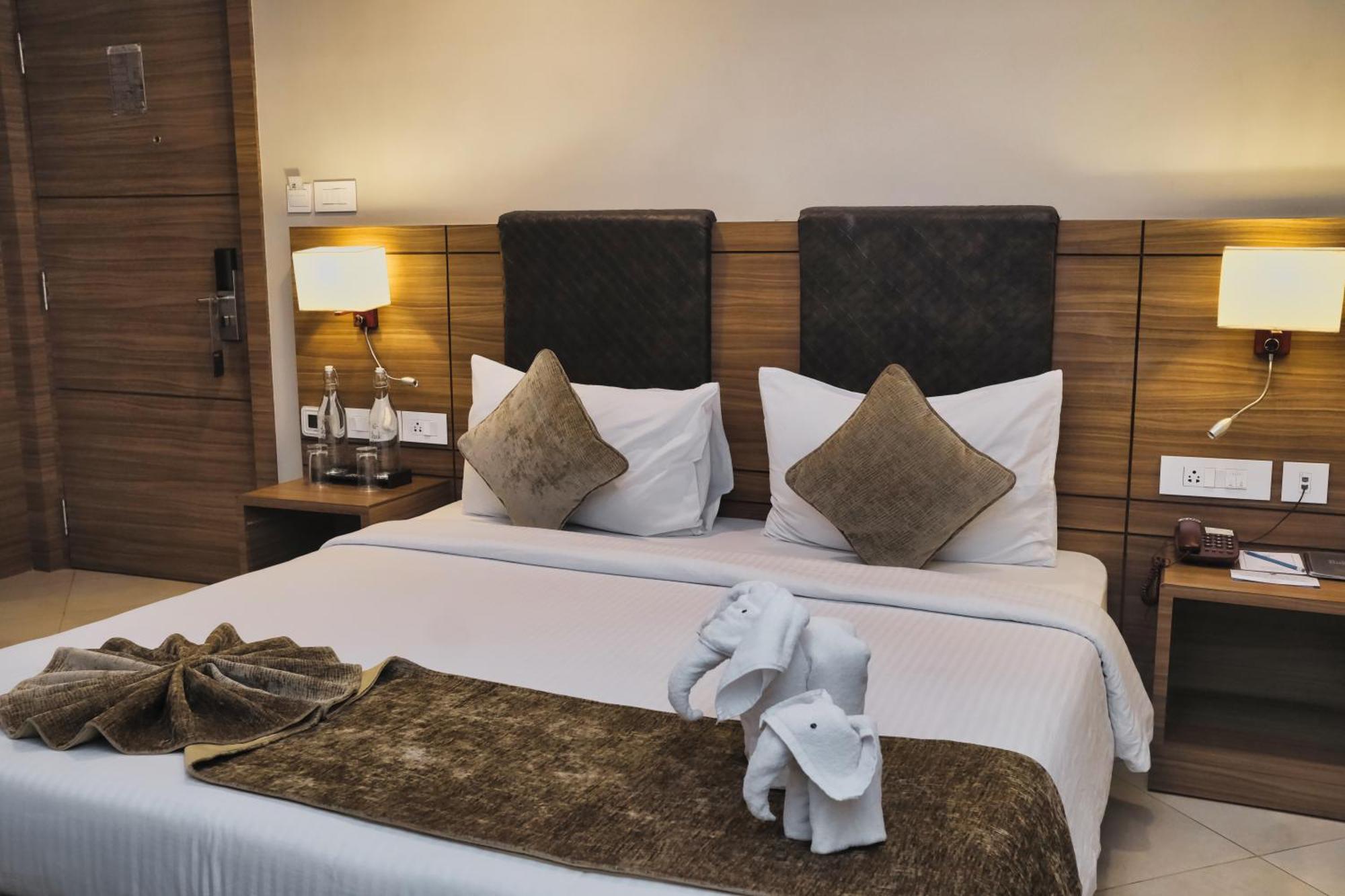 Peerless Hotel Durgapur Esterno foto