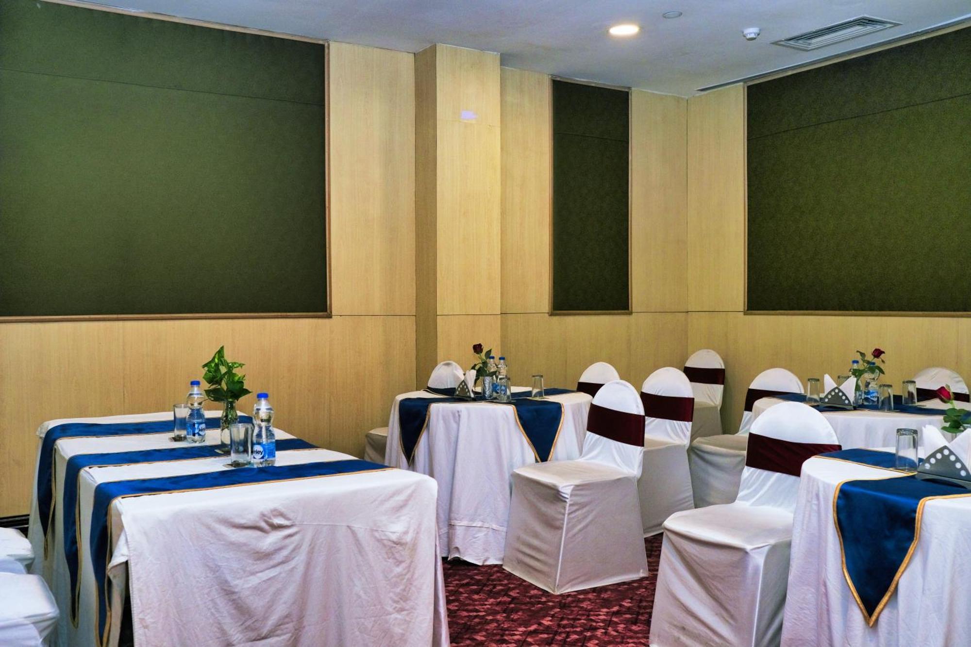 Peerless Hotel Durgapur Esterno foto