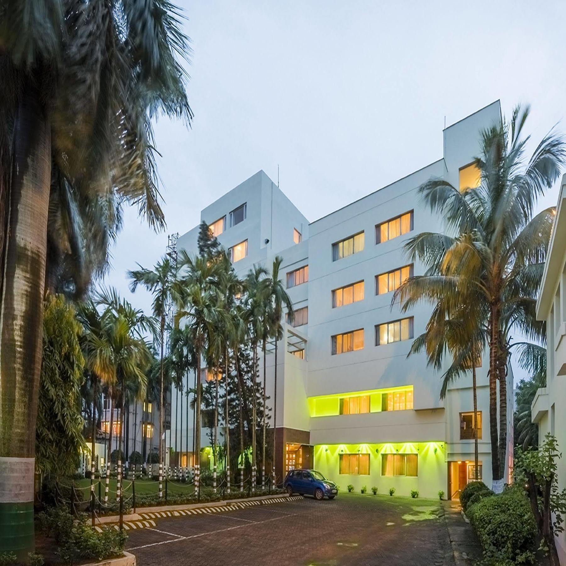 Peerless Hotel Durgapur Esterno foto